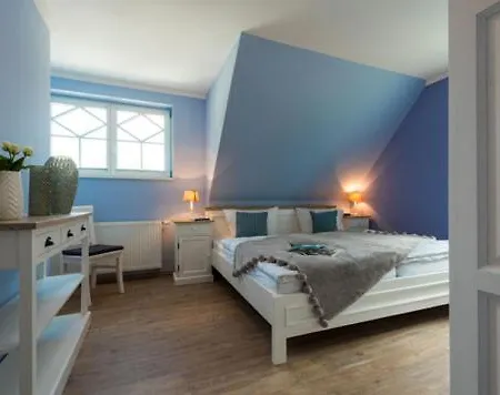 Am Luetten Bagen Haus Attila Feriehus *