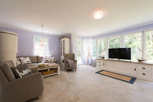 Am Lütten Bagen Haus Attila Ferienhaus Born